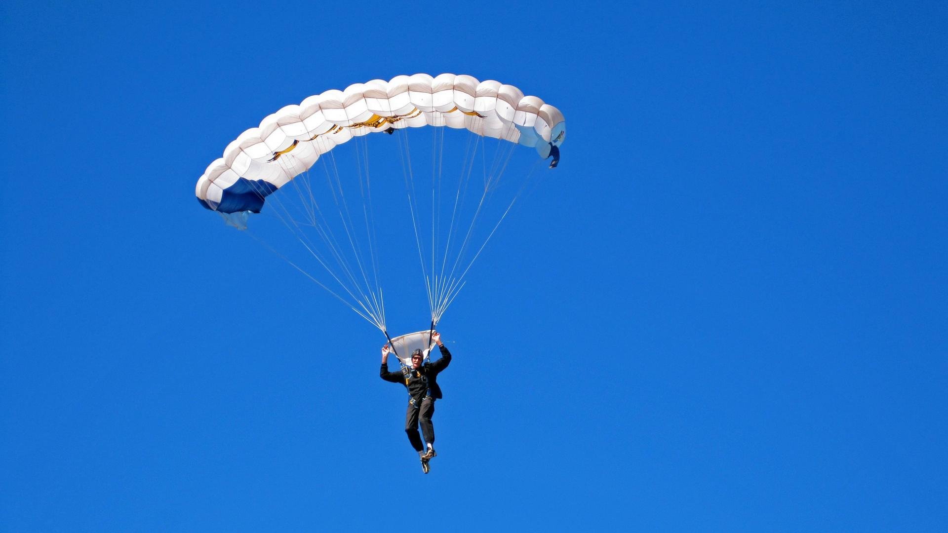 英格兰主帅:团队精神是最大武器,英格兰队主将